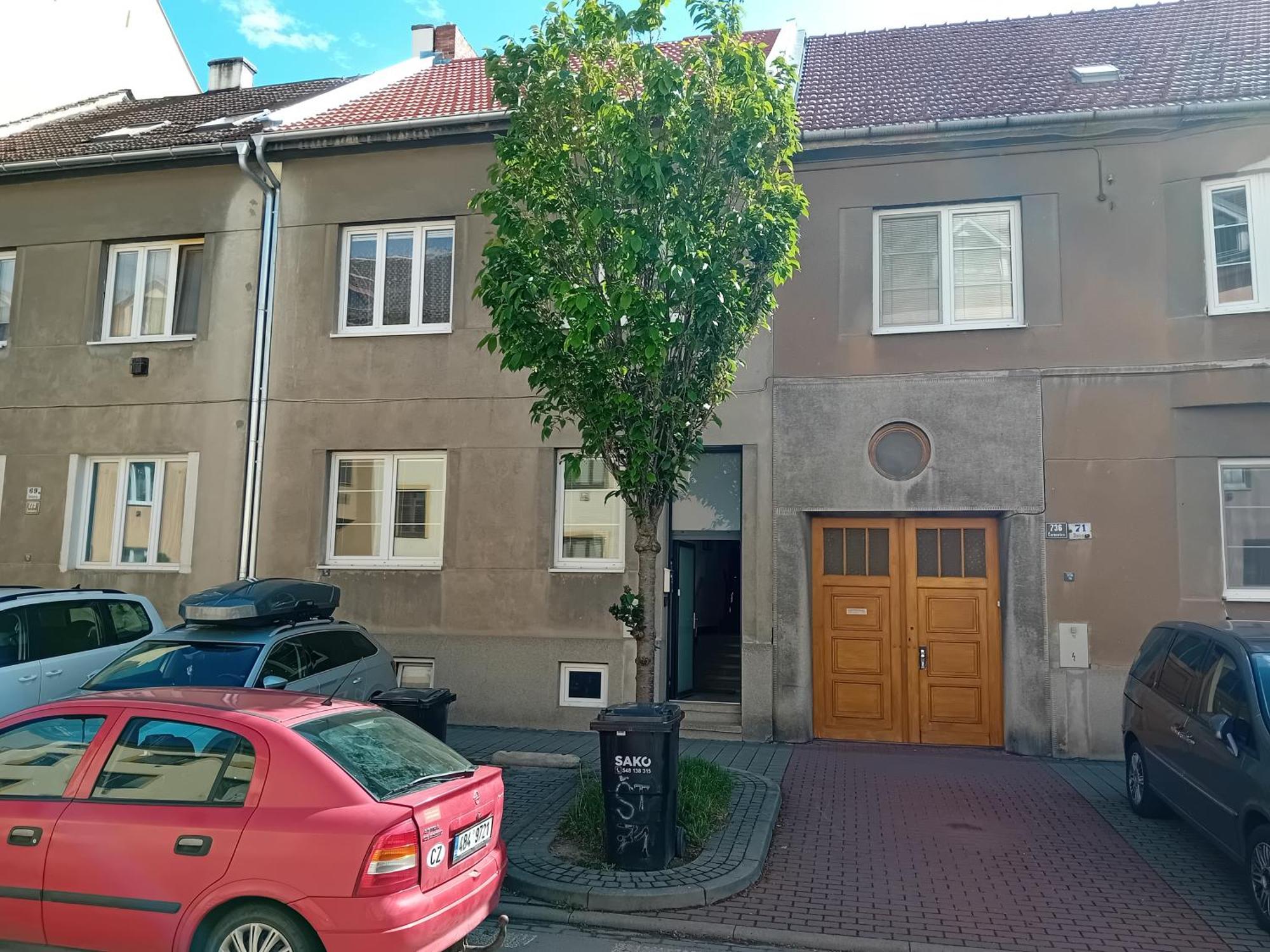 Holub Apartment In City Centrum Komarov Exterior foto